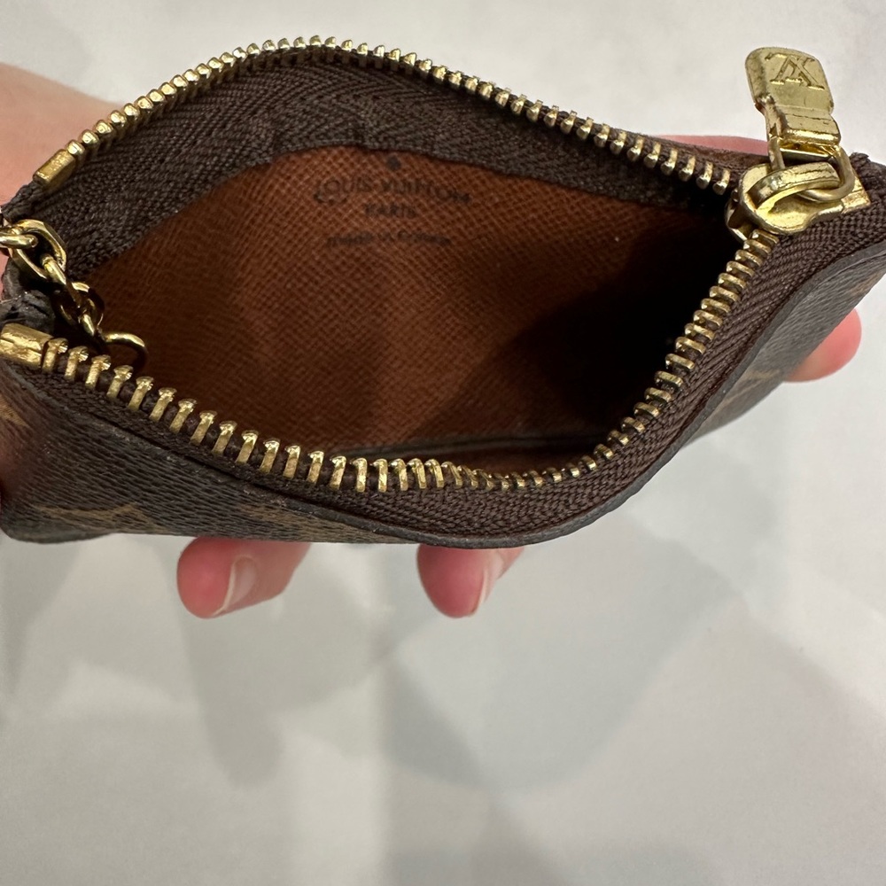 Louis Vuitton Monogram Key Cles - Picture 4 of 9